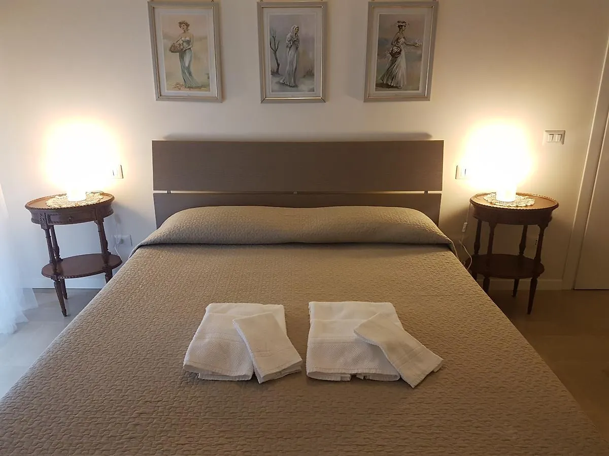 Couette-café Bed and Breakfast Ai Due Vecchi Ulivi à Garlate